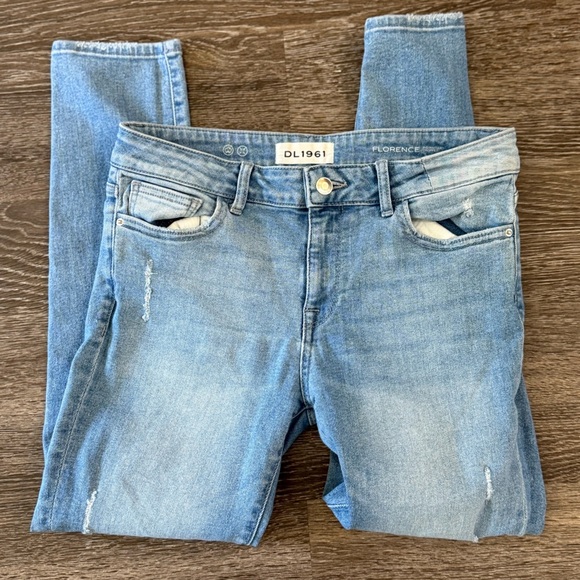 DL1961 Florence Instasculpt Cropped Clifton Jeans Distressed Light Wash - Picture 2 of 11